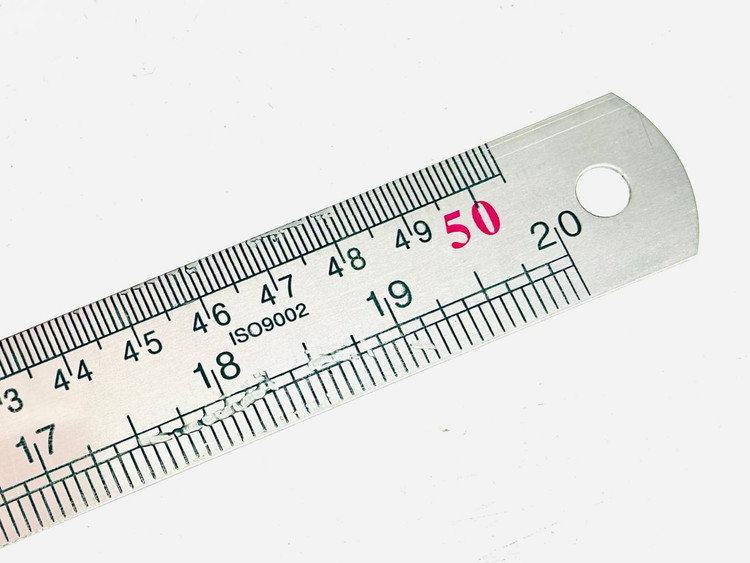 خط کش فلزی 20 سانتی کد 661 و 50سانتی 662